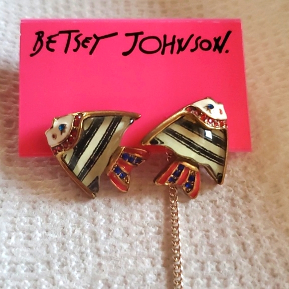 "New"Betsey Johnson Fish Earrings - Picture 1 of 6